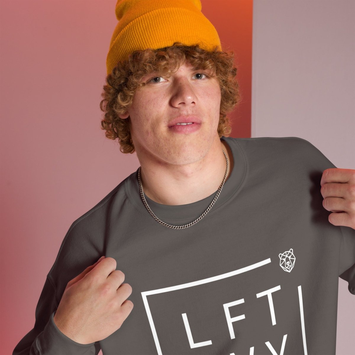 Unisex Swearshirt "LFT HVY SHT" - Black Ursus | Urban Streetwear