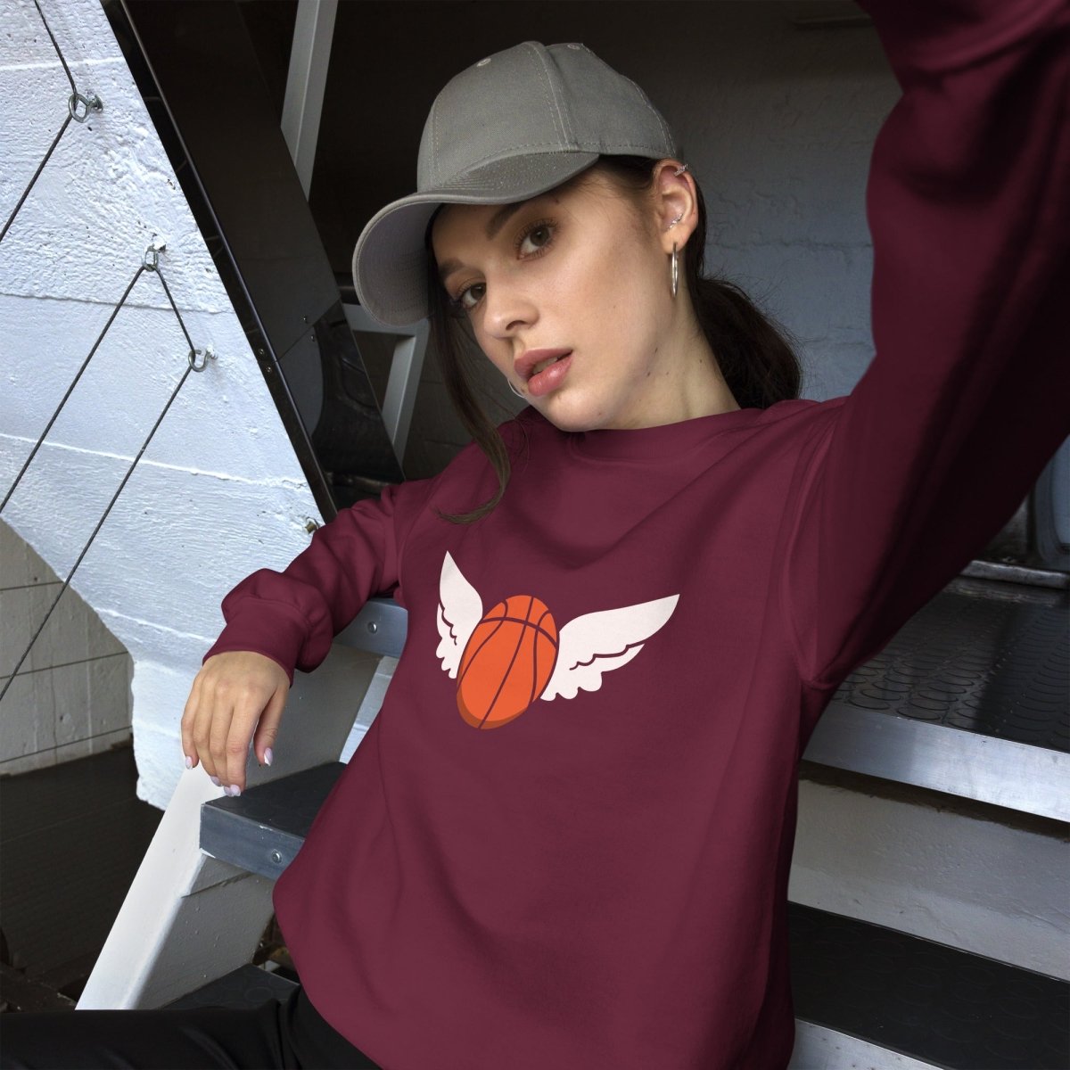 Unisex Sweatshirt "Flying Basketball" - Black Ursus | Urban Streetwear