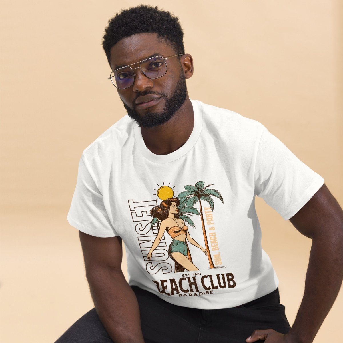 Unisex T-Shirt "Beach Club" - Streetwear - size_range | Black Ursus