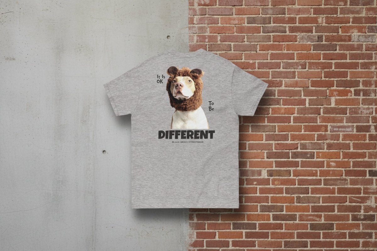 Unisex T-Shirt "Different" mit hochwertigem Logo - Stick in Navy Blau - Streetwear - size_range | Black Ursus