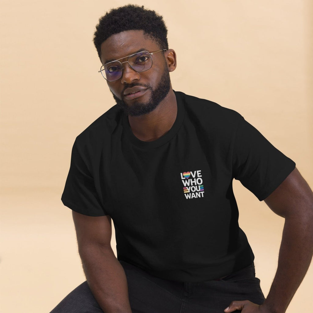 Unisex T-Shirt "Love who you want" - Streetwear - size_range | Black Ursus